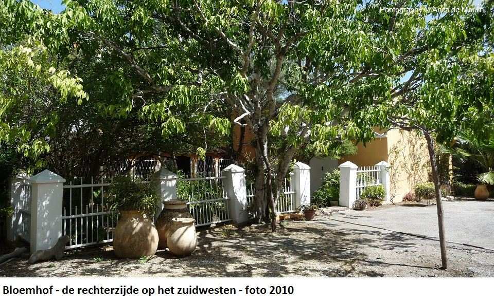 19. Bloemhof rechterzijde op het zuidwesten 2010